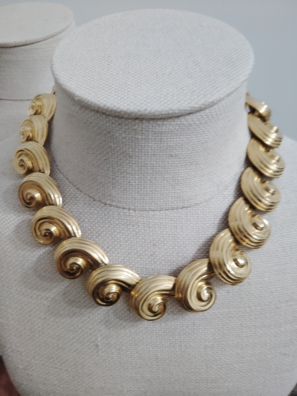 Anne Klein Vintage Gold Sculpted Swirl Statement Necklace (Signed)🔥👀